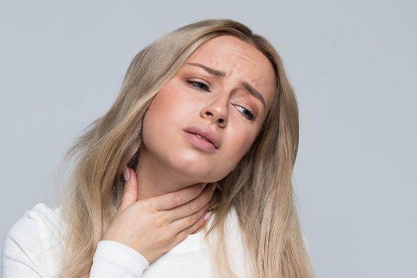 Lost Your Voice? 10 Natural Laryngitis Remedies to Help You Feel Better